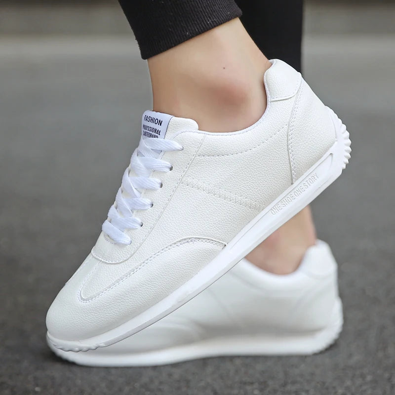 UrbanWhite – Tênis Masculino Casual em Couro Branco