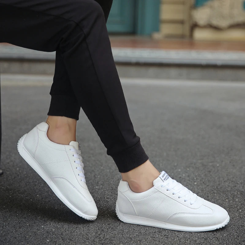 UrbanWhite – Tênis Masculino Casual em Couro Branco