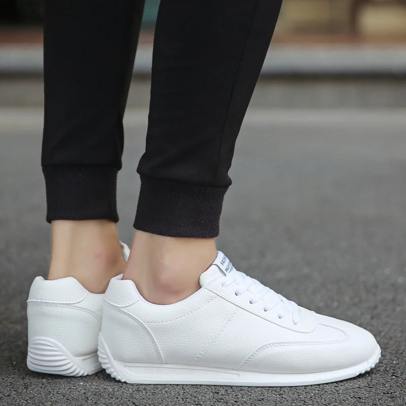 UrbanWhite – Tênis Masculino Casual em Couro Branco